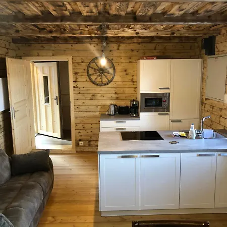 Stubihuettn * 索内纳尔佩·纳斯费尔德