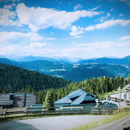 Stubihuettn Sonnenalpe Nassfeld